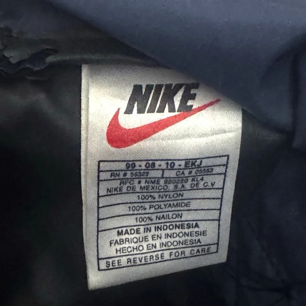 Vintage(1999)‎ Nike Mens Brasilia Training Large Duffel Bag 41L Navy White Black
